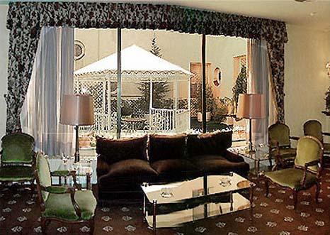 Galiano Hotel