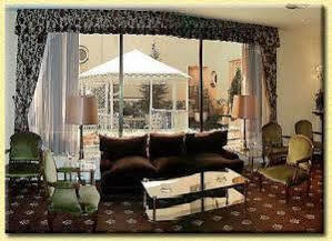 Galiano Hotel